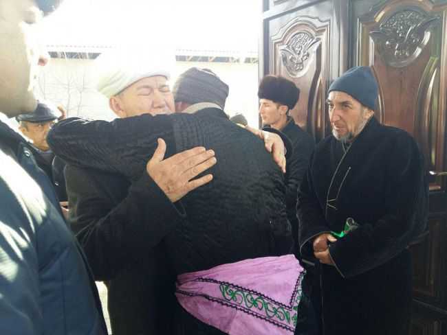 Сегодня в Намангане выражены соболезнования родным и близким погибших в ДТП в Казахстане