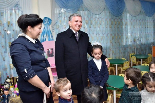 Шавкат Мирзиёев посетил детсад (ФОТО)