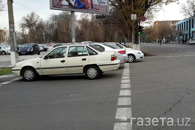 В Ташкенте начали массово эвакуировать авто за неправильную парковку (ФОТО)