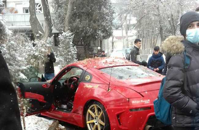 Шикарный спорткар Nissan 350Z разбили в Ташкенте (фото)