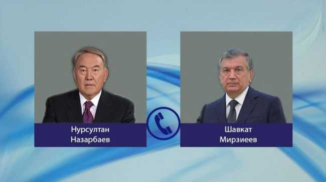 Нурсултан Назарбаев позвонил Шавкату Мирзиёеву