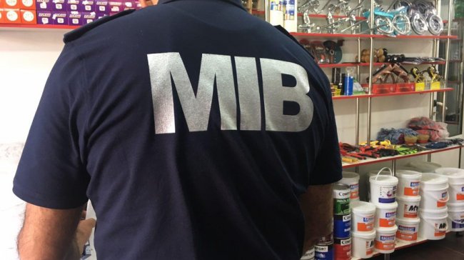 Бюро принудительного исполнения получило право снимать долги с карт без предупреждения должников