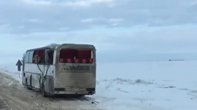 Срочно! Автобус с узбекистанцами попал в ДТП. Есть пострадавшие (видео)