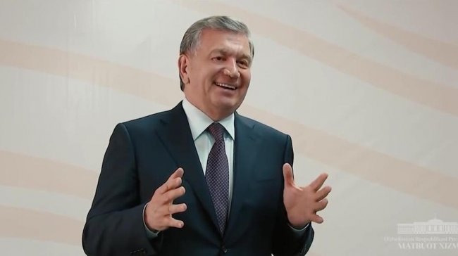 Мирзиёев просит бога исполнить все желания народа Узбекистана (видео)
