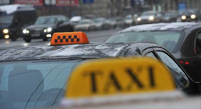 Узбекистанец, который работает таксистом в Москве своим поступком удивил весь мир