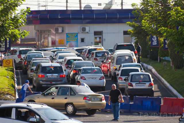 С 1 апреля подорожают цены на бензин?