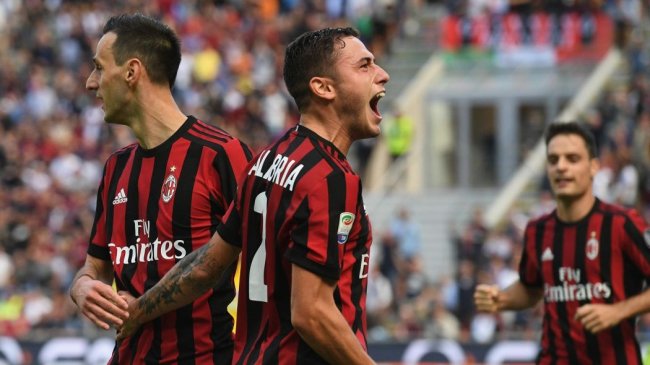 Бизнесмен родом из Узбекистана хочет купить итальянский "Милан"