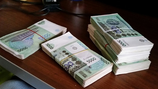 Эксперт прокомментировал слухи о том, что национальная валюта Узбекистана может поменяться