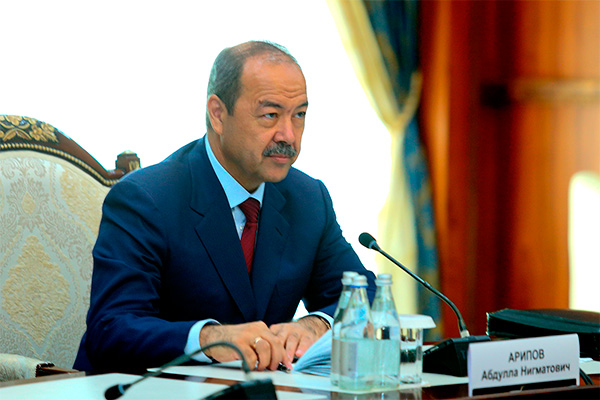 Премьер-министр Абдулла Арипов: Неделю срок, чтобы исправить все, иначе доложу Президенту