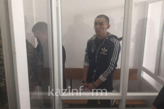 Альфонс из Узбекистана влюбил в себя 45-летнюю алматинку и получил 12 лет тюрьмы