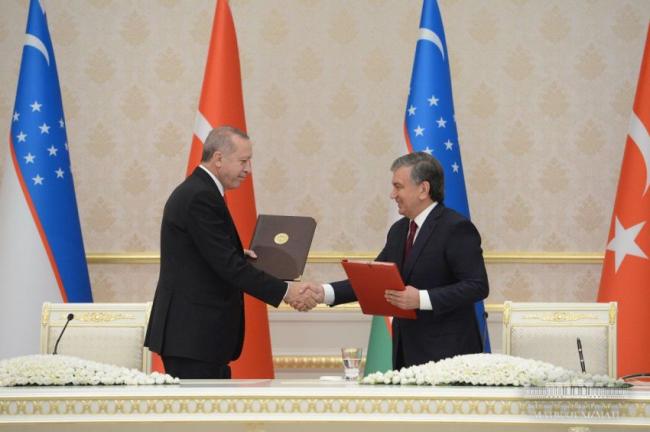 Мирзиёев и Эрдоган подписали более 20 документов