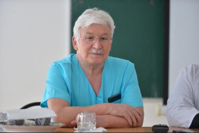Уроженец Узбекистана, ставший известным врачом в США, намерен приехать на родину после беседы с Мирзиёевым