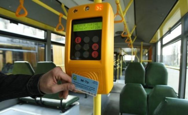 Оплата проезда в общественном транспорте станет электронной