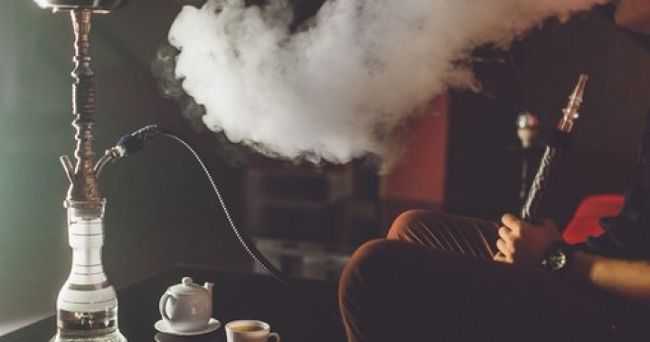 Депутаты рассмотрели проект закона об ограничении курения кальянов и электронных сигарет в общественных местах