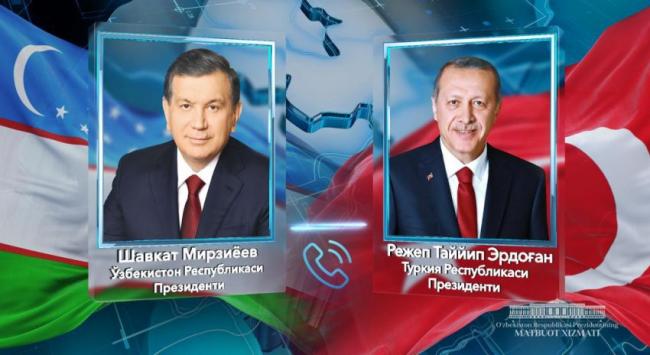 Мирзиёев поздравил Эрдогана с избранием на пост Президента Турции