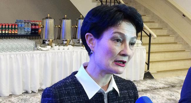 Заместитель председателя Сената  Светлана Артыкова раскритиковала зам-премьера и обвинила его в «игноре»