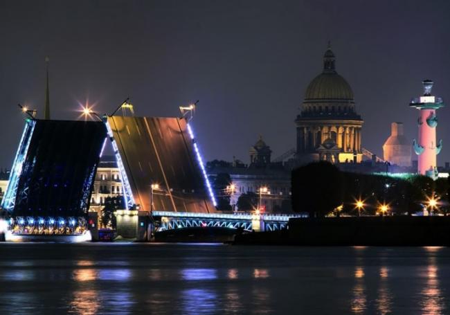 Гражданка Узбекистана была изнасилована и выброшена из окна гостиницы
