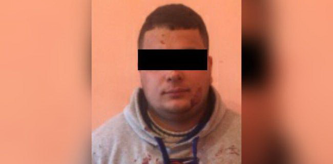 В Самарканде задержан парень, который нанес 32-удара ножом мужчине в магазине автозапчастей