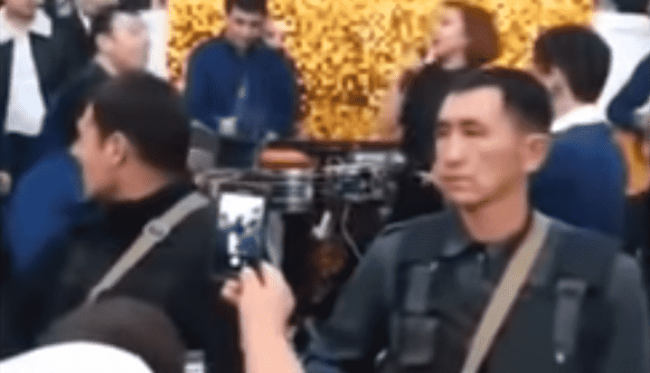 Стало известно, кто нанял вооруженных людей для выступления Юлдуз Усмановой