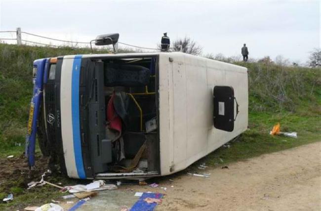 В Казахстане автобус с 37-узбекистанцами попал в ДТП
