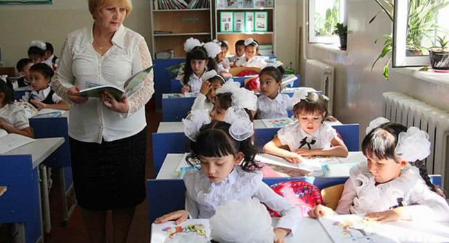 Стала известна дата каникул в школах Узбекистана