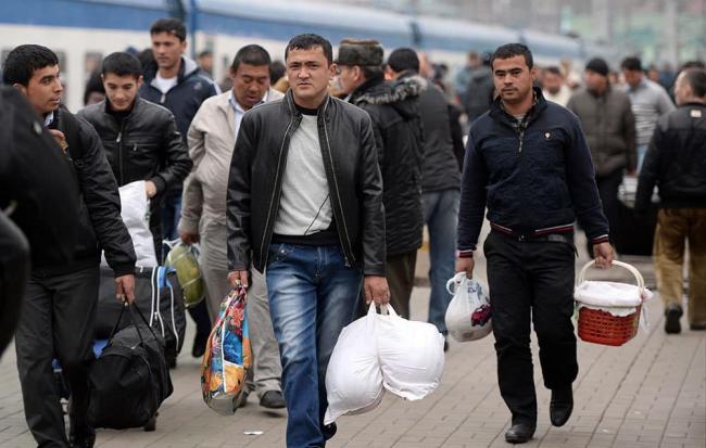 Названо количество граждан, уехавших из Узбекистана на заработки