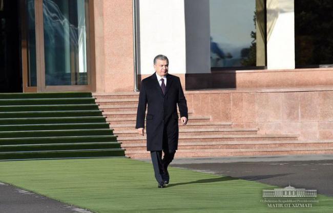 Президент Узбекистана отбыл в Индию
