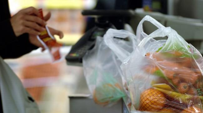 После введения НДС люди стали реже делать покупки в супермаркетах