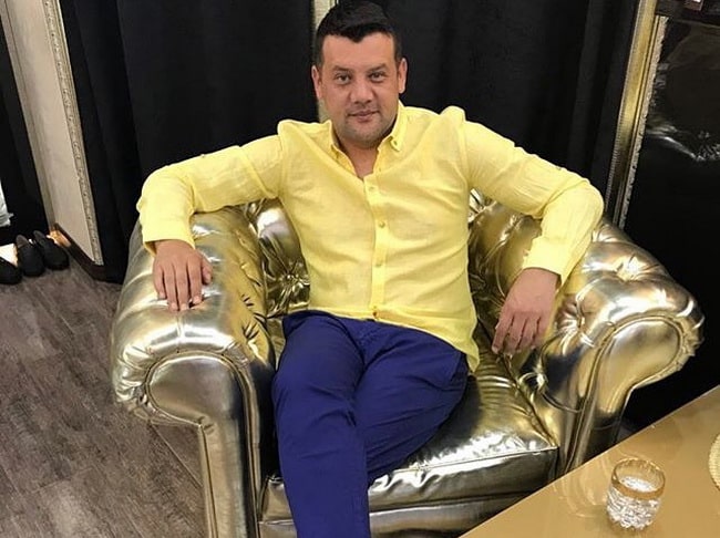 Самандар Хамракулов рассказал о том, как заработал свои первые деньги для подарка маме