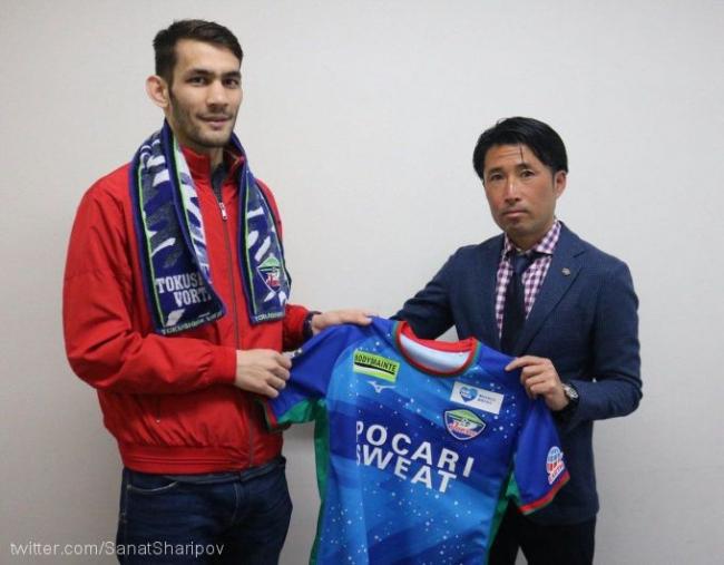Нападающий сборной Узбекистана перешел в японский клуб