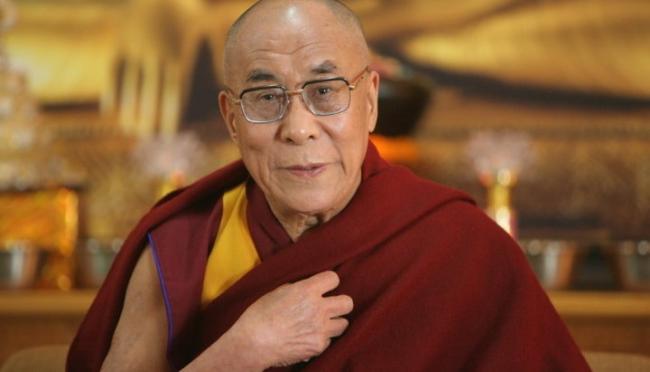 Духовного лидера Тибета Далай-ламу госпитализировали в Нью-Дели