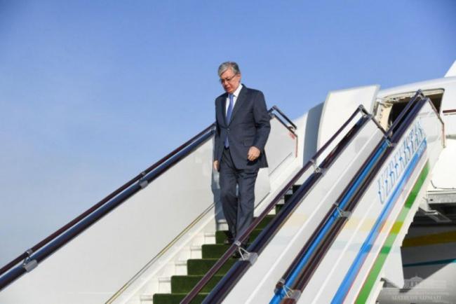 Президент Казахстана прибыл в Ташкент