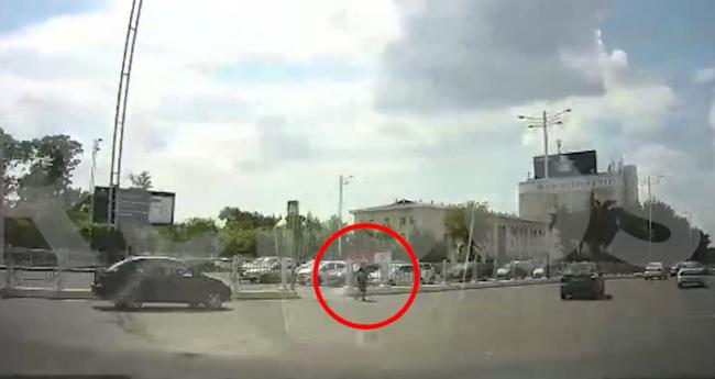 Видео: В Ташкенте водитель Nexia-3 на большой скорости сбил пешехода