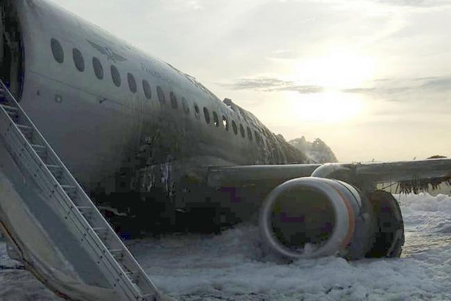 Граждане Узбекистана не числятся среди жертв катастрофы самолета Sukhoi Superjet 100