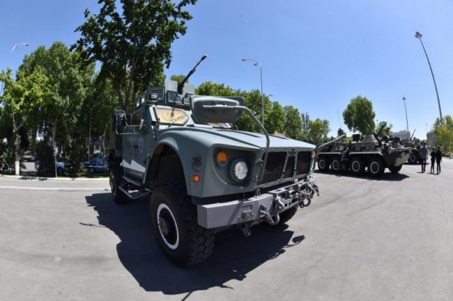 Фото: В Ташкенте проходит выставка военной техники