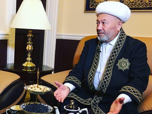 Муфтий Узбекистана рассказал о ситуации с хиджабом, детьми в мечетях и о черном списке