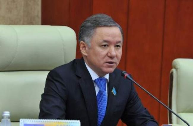 Председатель Мажилиса Казахстана Нурлан Нигматулин прибыл в Узбекистан