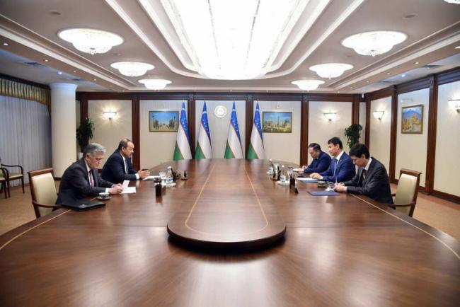 Премьер-министр встретился с послом Казахстана