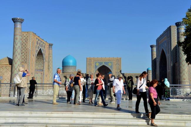 До конца текущего года количество туристов, посетивших Узбекистан, достигнет 5,9 млн