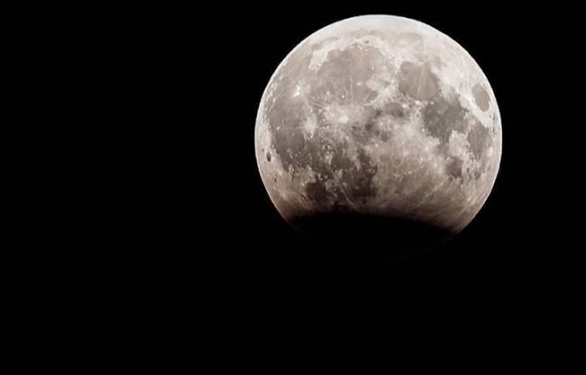 Узбекистанцы увидят лунное затмение