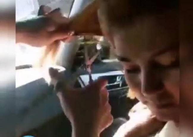 Видео: В Ташкенте женщина устроила самосуд над любовницей мужа
