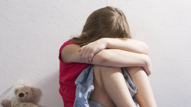 В Самарканде 13-летний мальчик обвиняется в изнасиловании 4-летней девочки