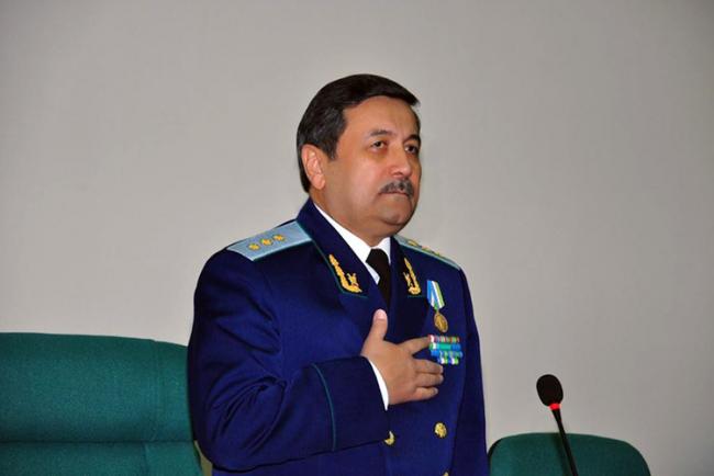 Экс-генеральный прокурор Рашид Кадыров расскажет о коррупционных делах по узбекскому ТВ