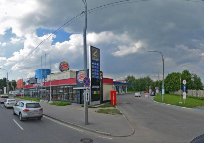 В Санкт-Петербурге нашли труп гражданина Узбекистана в кафе Burger King