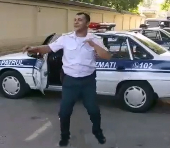Видео: Правоохранитель покорил интернет своим танцем