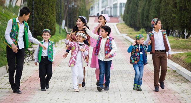 Численность населения Узбекистана составило 33,7 млн человек
