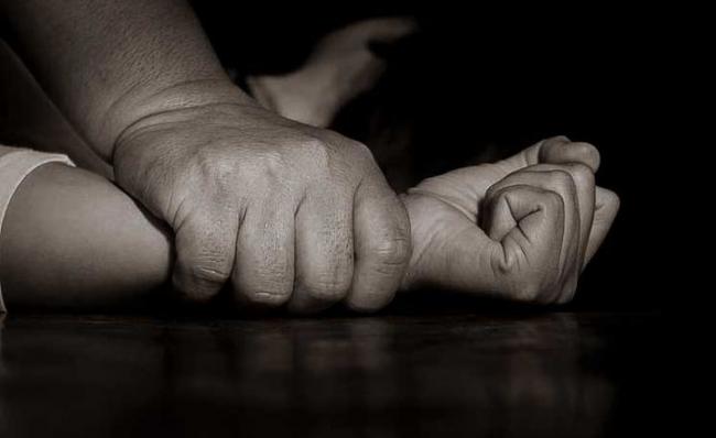 В Самарканде педофил, который изнасиловал свою племянницу проведет в тюрьме 16 лет