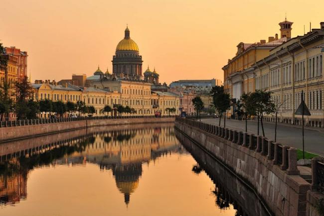 Мигранты из Узбекистана стали самыми многочисленными в Санкт-Петербурге