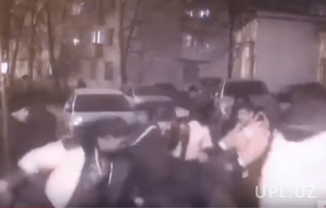 Видео: В Москве рабочие из Узбекистана и Кыргызстана устроили массовую драку