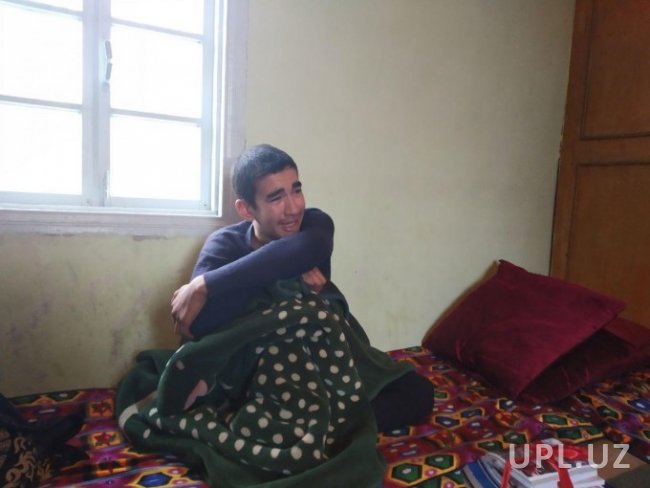 СМИ: После избиения во время допроса правоохранителей школьник из Бухары впал в депрессию